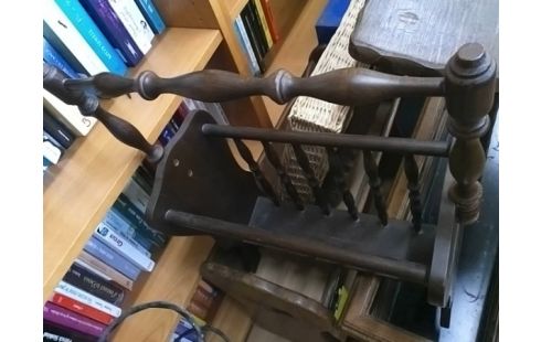 PORTE REVUES RUSTIQUE