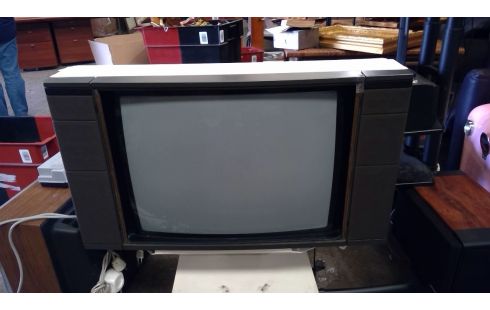 TELEVISOR BANG & OLUFSEN