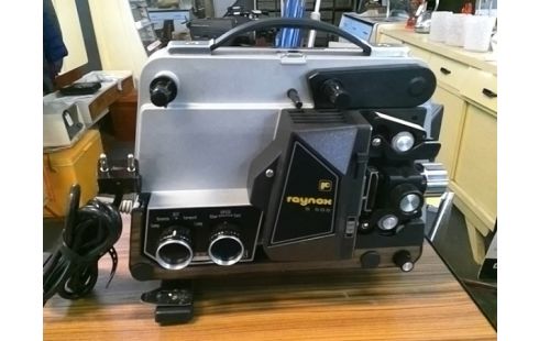 PROJECTEUR FILMS 8MM RAYNOX S 505 AVEC SUPPORT