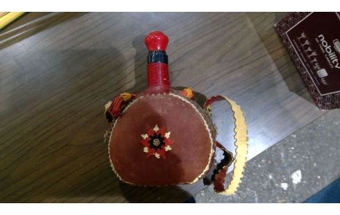 ANCIENNE GOURDE EN CUIR
