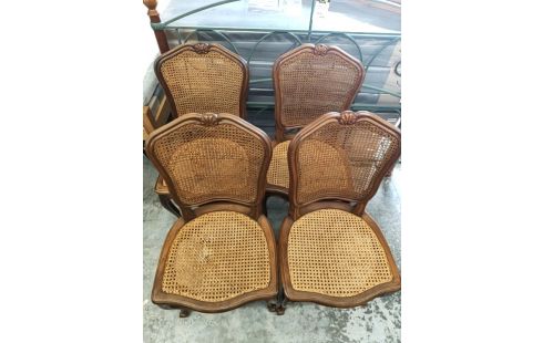 3 CHAISES CANAGE + 1 A REFAIRE BOIS