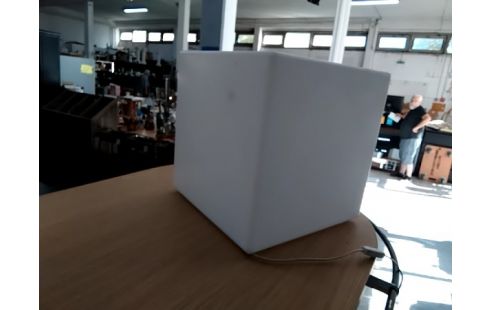 CUBE LUMINEUX