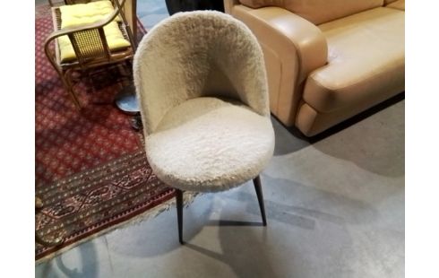 CHAISE MOUMOUTE BLANCHE