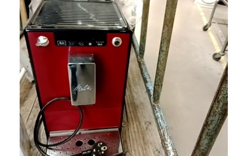 MACHINE À CAFÉ NESPRESSO VERTUO PLUS