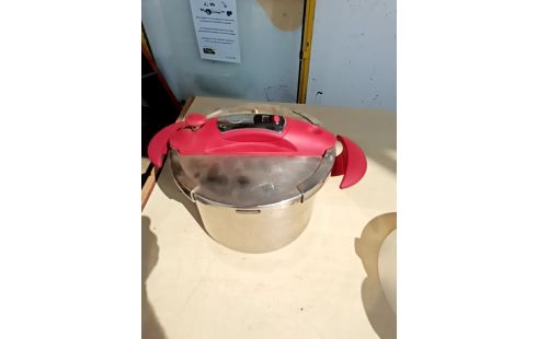 COCOTTE MINUTE SITRAM 8L. CLE