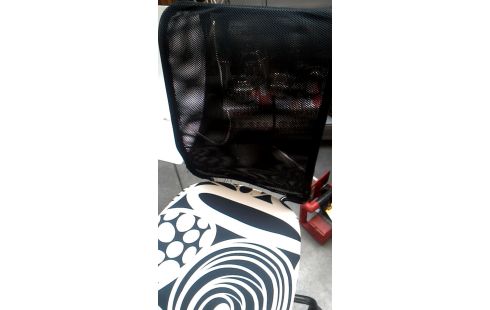 BUREAUSTOEL IKEA TORBJORN WIT MET ZWART