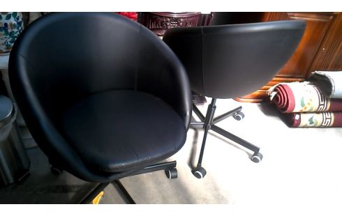 SILLA DE DESPACHO IKEA NEGRO IMITACIÓN CUERO LA UNIDAD