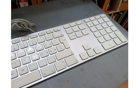 CLAVIER FILAIRE APPLE A1243 QWERTY