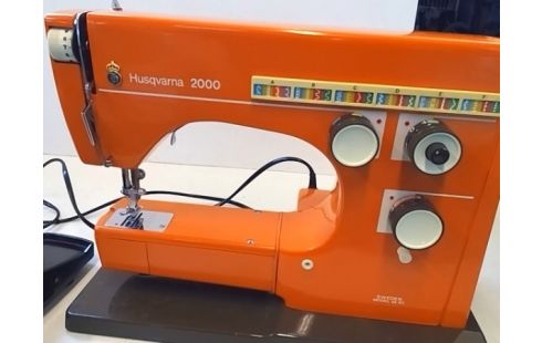 MACHINE A COUDRE HUSQVARNA 2000