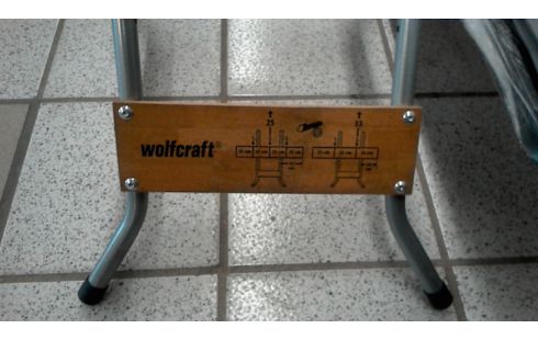 CHEVALET METALLIQUE A