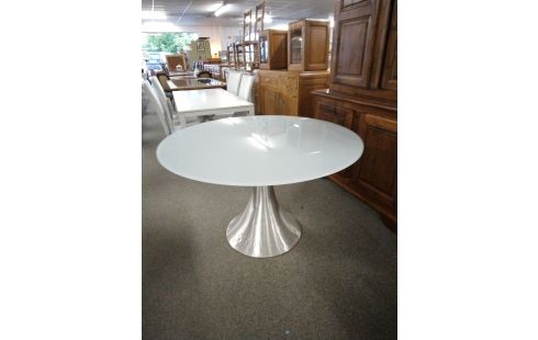 TABLE RONDE PIED TULIPE