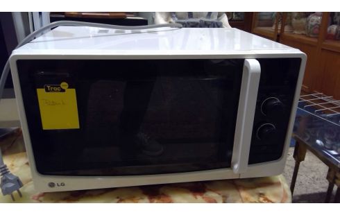 FOUR MICRO ONDES LG