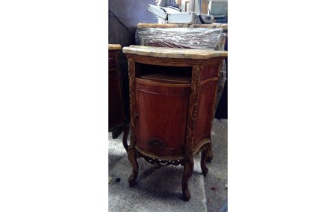 CHEVET DE STYLE TABLETTE MARBRE