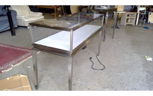 COMPTOIR VITRINE DE MAGASIN