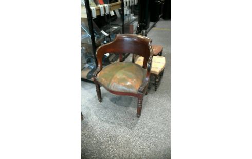 FAUTEUIL DE BUREAU ACAJOU EN L'ETAT