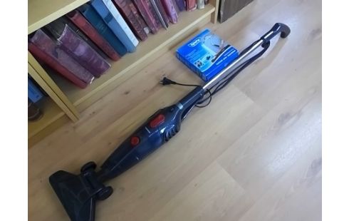 ASPIRATEUR BALAI HOMEDAY