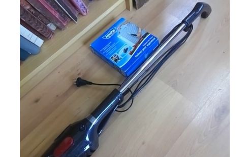 ASPIRATEUR BALAI HOMEDAY