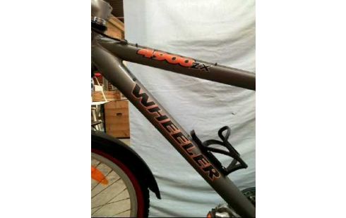 MOUNTAINBIKE WHEELER SCHWARZ ORANGE 26-ZOLL