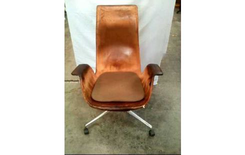 ARMLEHNSTUHL LEDER BRAUN MIT ROLLEN