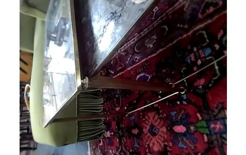 TABLE GIGOGNES MAISON BAGUES