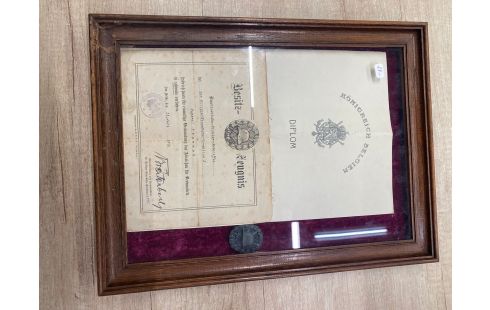 ENCADRÉ BLESSÉ 14/18 AVEC DIPLÔME BELGE MÉDAILLE