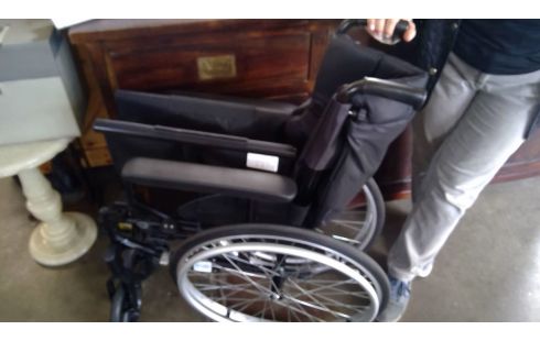 ROLSTOEL INVACARE ACTION 3