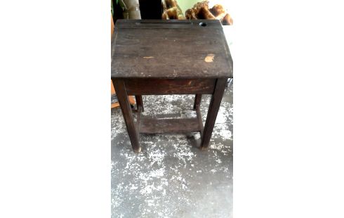 SCHOOLBANKJE  ANTIEK