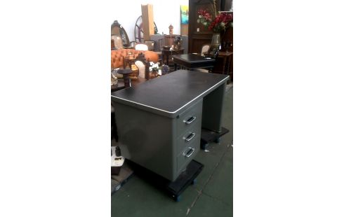 BUREAU VINTAGE 3 TIROIRS METAL VERTE