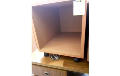 CAISSON ROULANT CUBE .