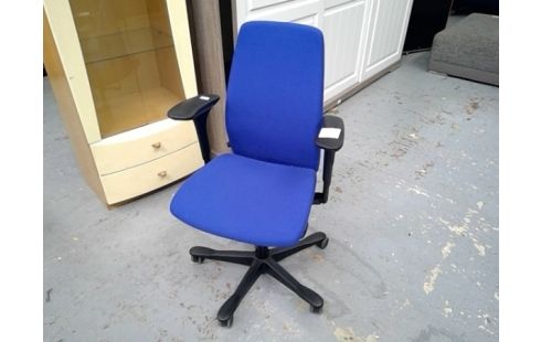 FAUTEUIL DE BUREAU BLEU KINNARPS 5000
