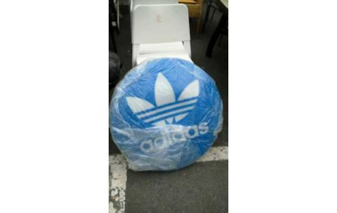 DECORATION ADIDAS BLEU