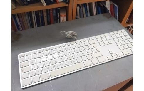 CLAVIER FILAIRE APPLE A1243 QWERTY