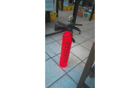 LAMPE DESIGN  EXTINCTEUR HERMES