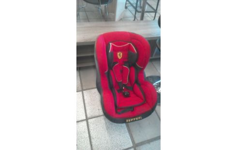 SIEGE AUTO FERRARI