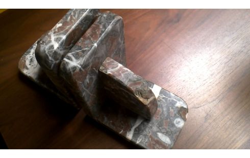 BOEKENSTEUN BELGISCHE MARMER