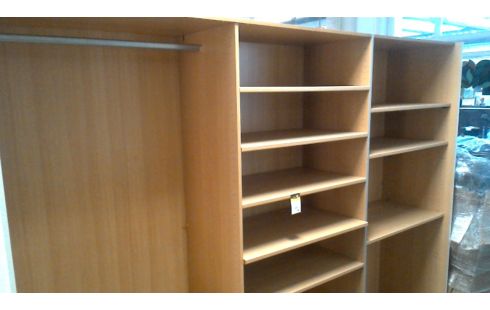 KLEERKAST OPEN DRESSING. DEMONTEERBAAR