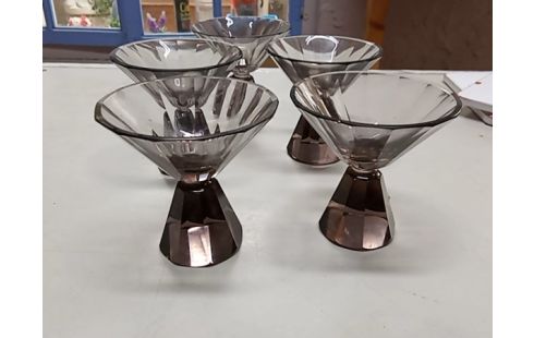 LOT DE VERRES MARRONS 4