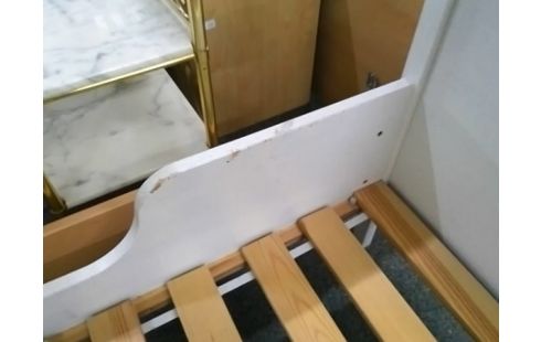 LIT ENFANT IKEA 70X160 AVEC LATTES