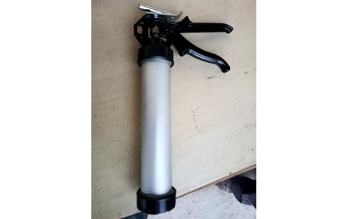 PISTOLET A JOINTS .COX