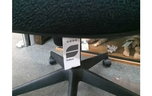 FAUTEUIL DE BUREAU SOKOA AVEC ACCOUDOIRS