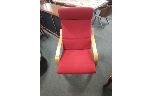 FAUTEUIL POANG ROUGE