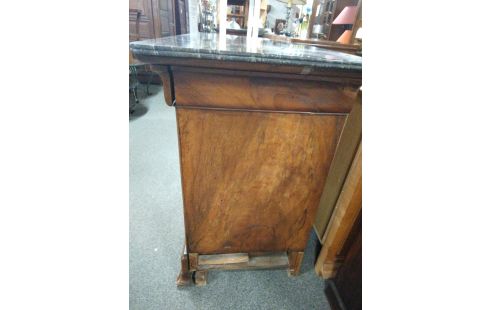 COMMODE LOUIS PHILIPPE A RESTAURER