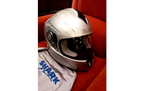 CASQUE MOTO SHARK TAILLE XL HOUSSE RSV