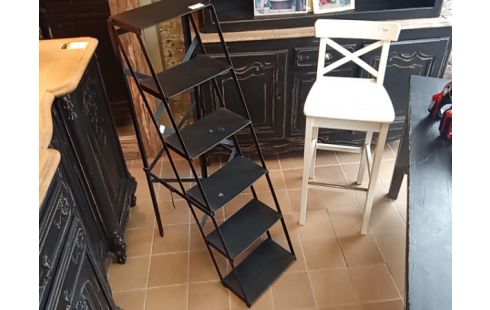 ETAGERE ESCALIER METAL NOIR