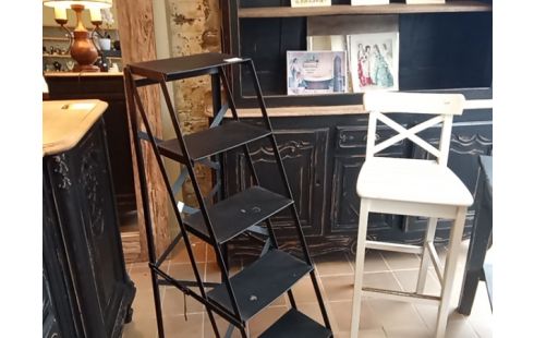 ETAGERE ESCALIER METAL NOIR