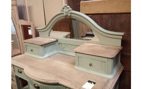 COIFFEUSE PATINEE VERTE