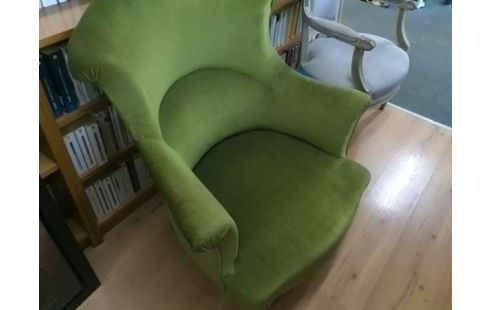 FAUTEUIL CRAPAUD VERT (1 TROU USURE)