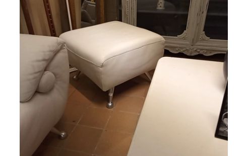 SALON CUIR BLANC 3+LISEUSE+POUF