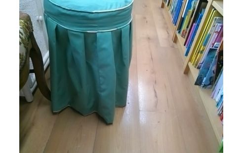 TABOURET TISSU VERT