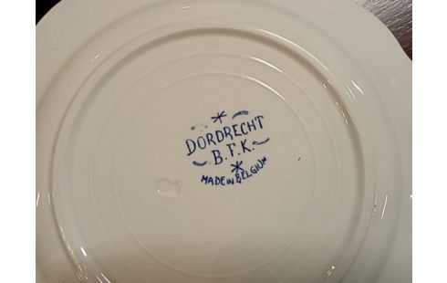 ASSIETTE DORDRECHT BOCH LE LOT